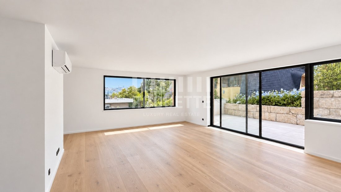 Apartment in Lordelo do Ouro e Massarelos, Porto District, Portugal 2 - 18047443
