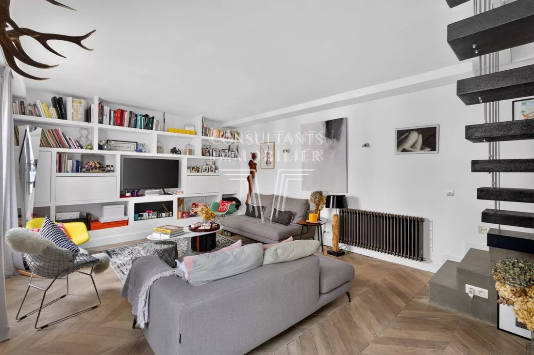 Apartment in Batignolles-Cardinet, Paris 17e Arrondissement, Paris 3 - 18999078