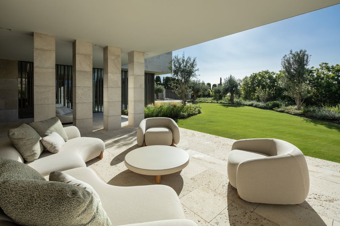 Villa in Sotogrande, San Roque, Andalusia 4 - 18999970