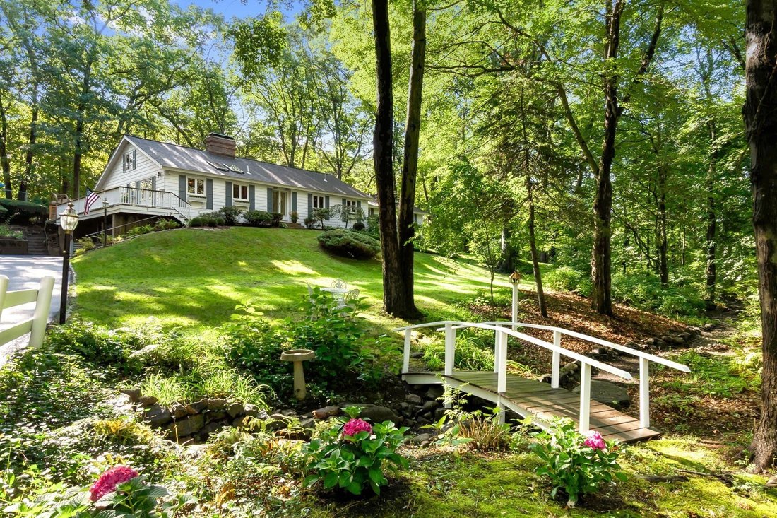 House in Danvers, Massachusetts, United States 1 - 18999985