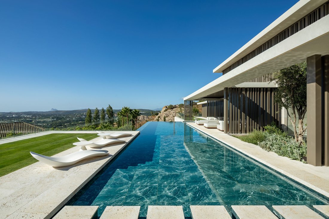 Villa in Sotogrande, San Roque, Andalusia 3 - 18999970