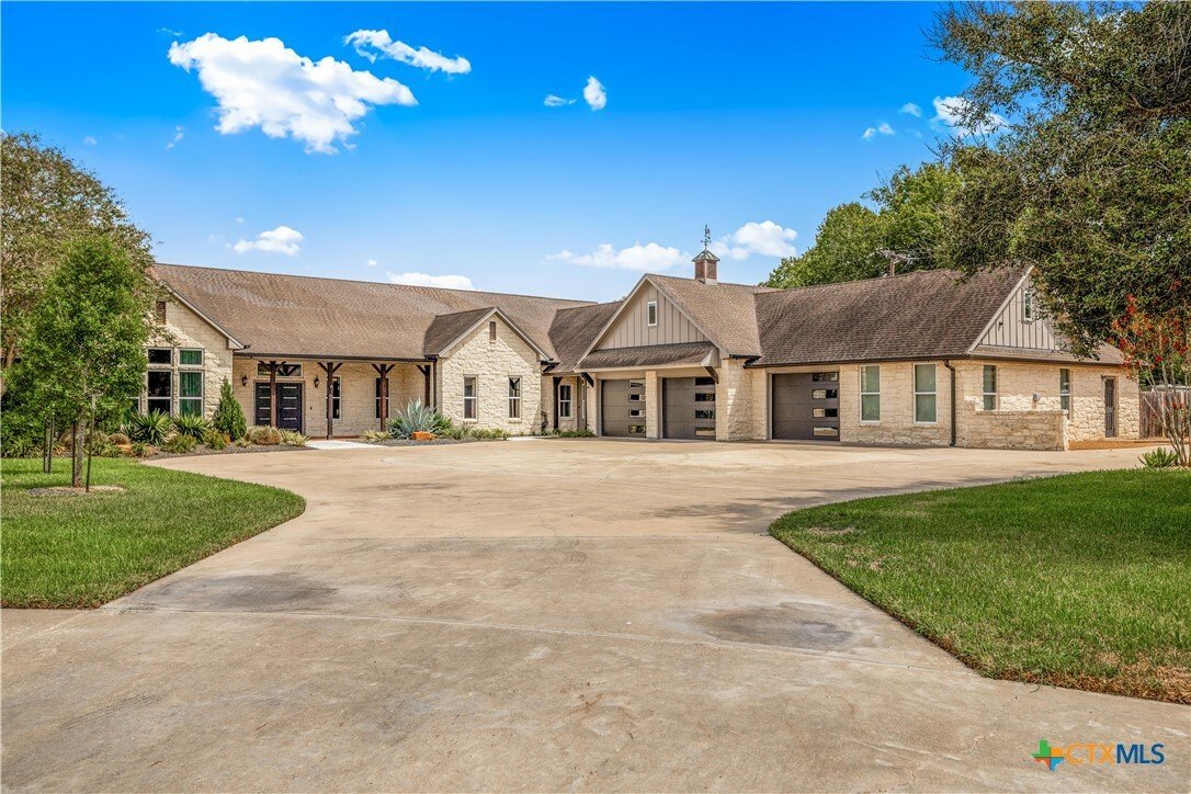 House in Victoria, Texas, United States 2 - 18999896