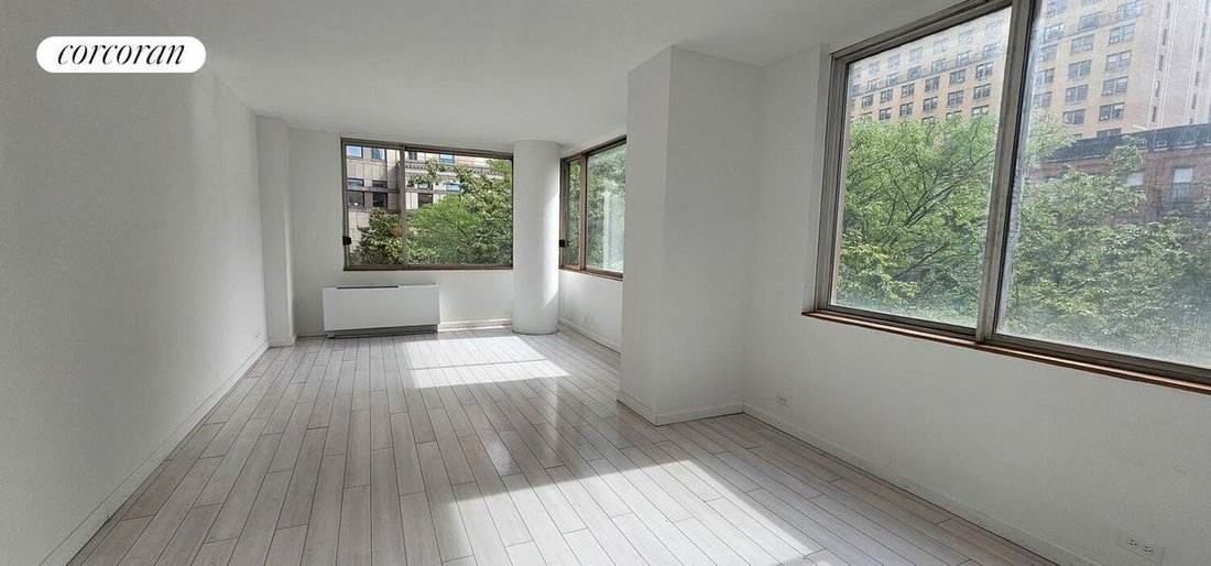 Condo in New York, New York, United States 1 - 18999772