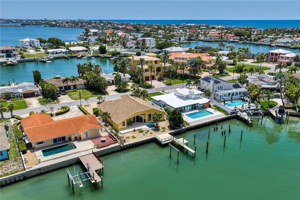 Land in Belleair Beach, Florida, United States 2 - 18999895
