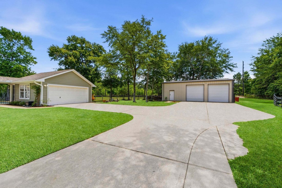 House in Magnolia, Texas, United States 4 - 19000007
