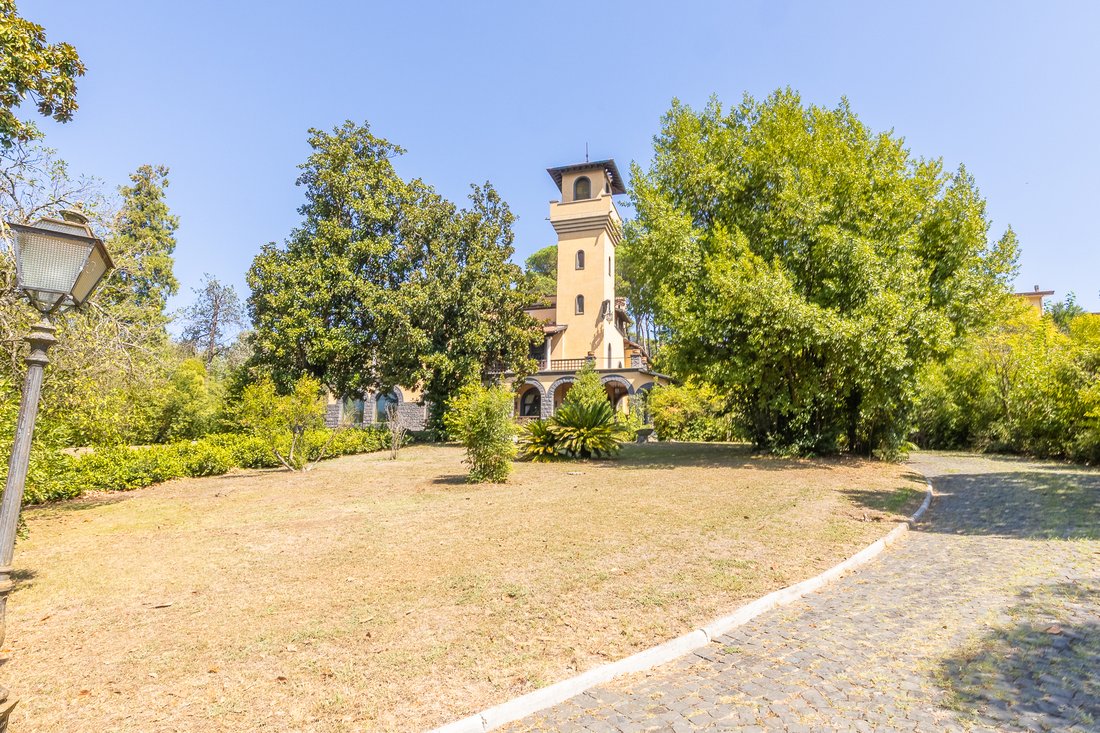 Villa in Ceccano, Lazio, Italy 3 - 19000018