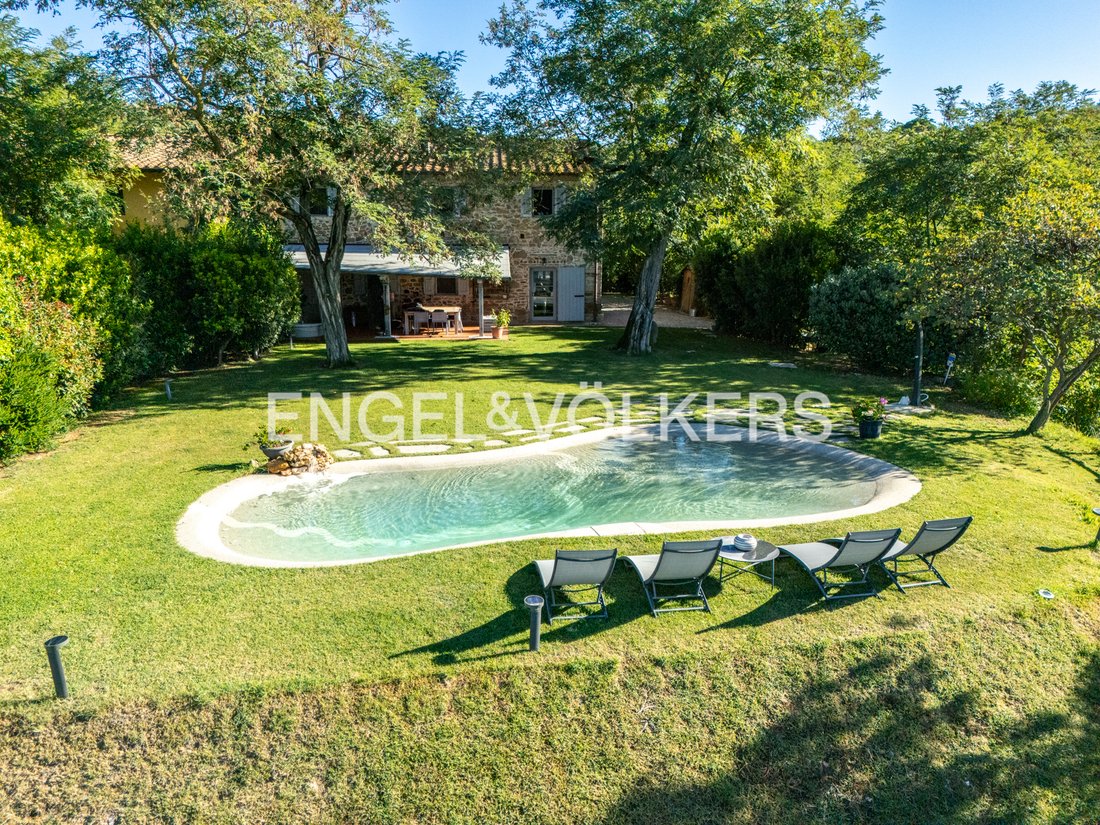 Villa in Limite, Tuscany, Italy 3 - 19006944