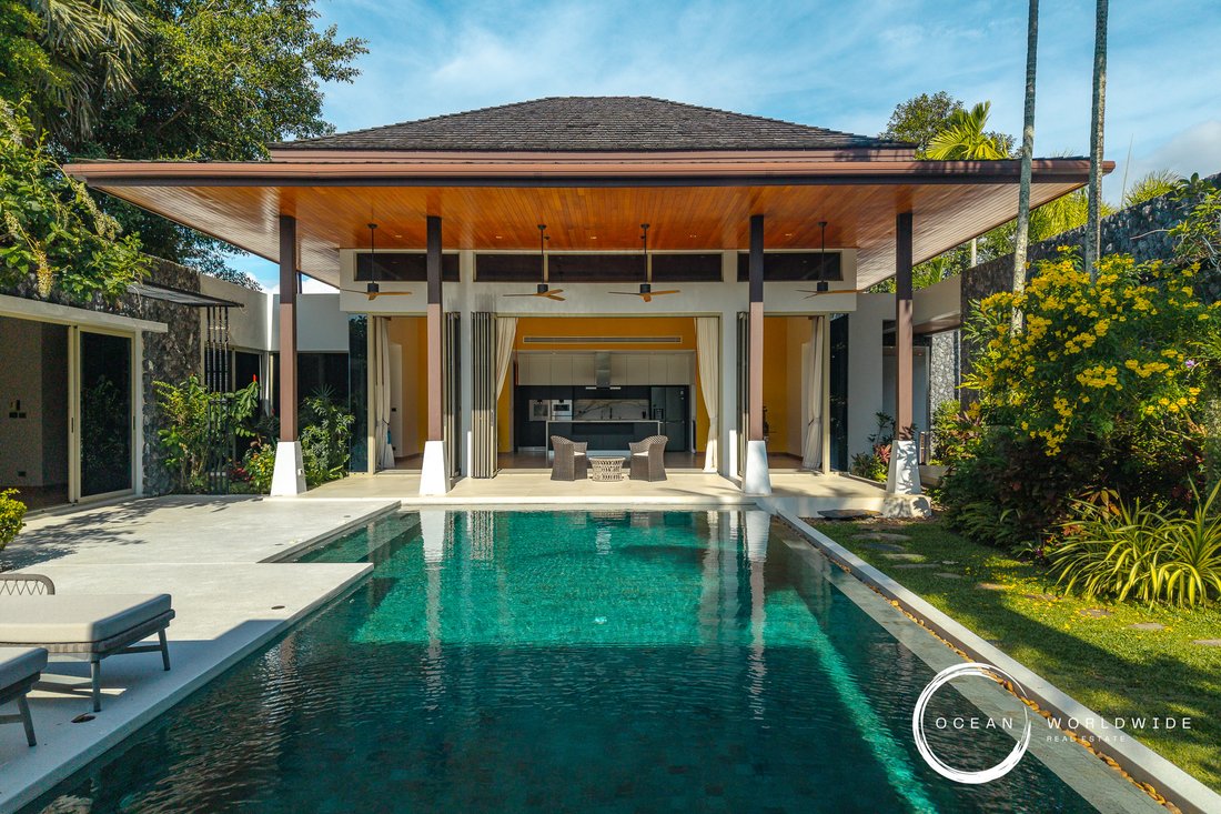 Villa in Choeng Thale, Phuket, Thailand 1 - 19005898