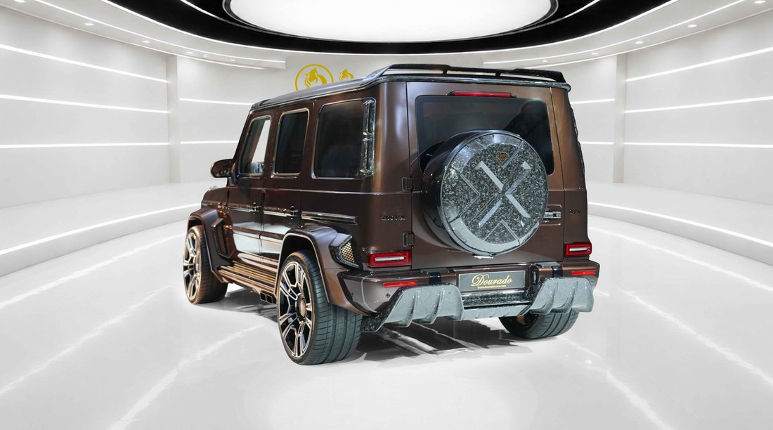 Suv in Dubai, United Arab Emirates 4 - 18990597