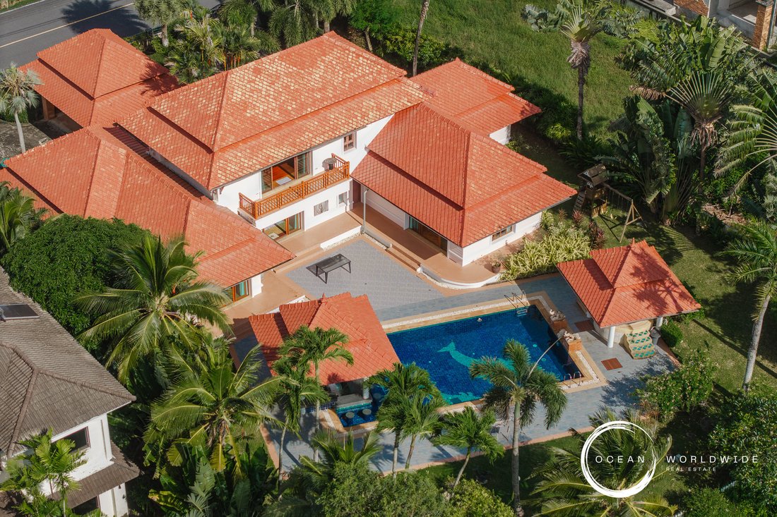 Villa in Choeng Thale, Phuket, Thailand 3 - 19005917
