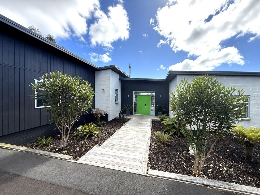 House in Te Puna, Bay of Plenty, New Zealand 3 - 19005081
