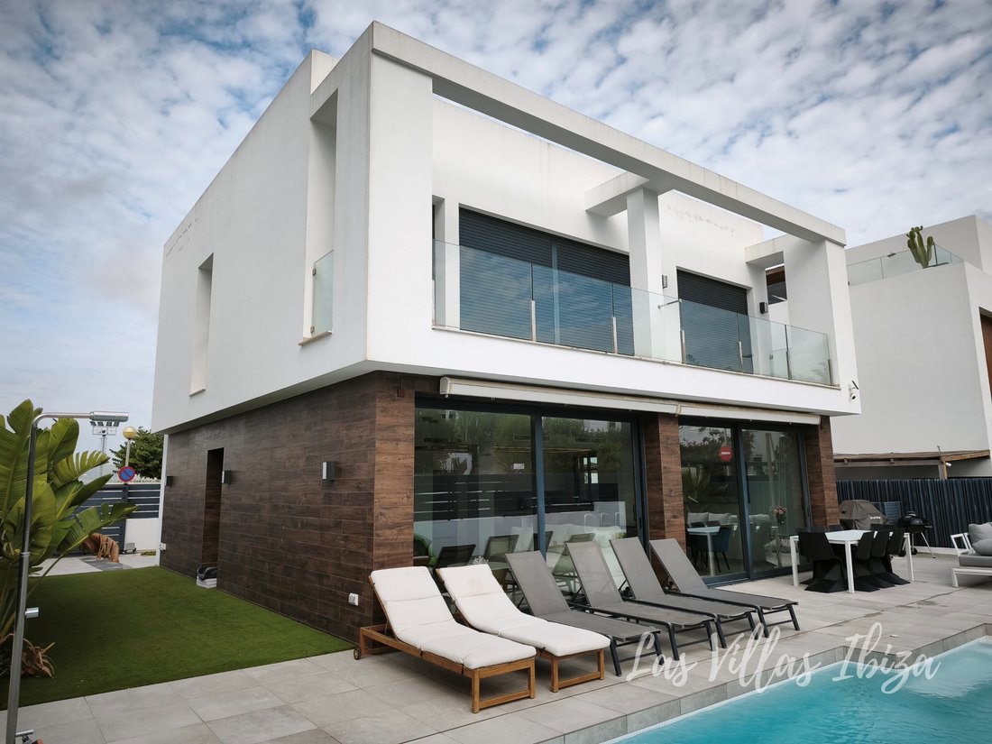 Villa in Jesus, Santa Eularia des Riu, Balearic Islands 2 - 19007601