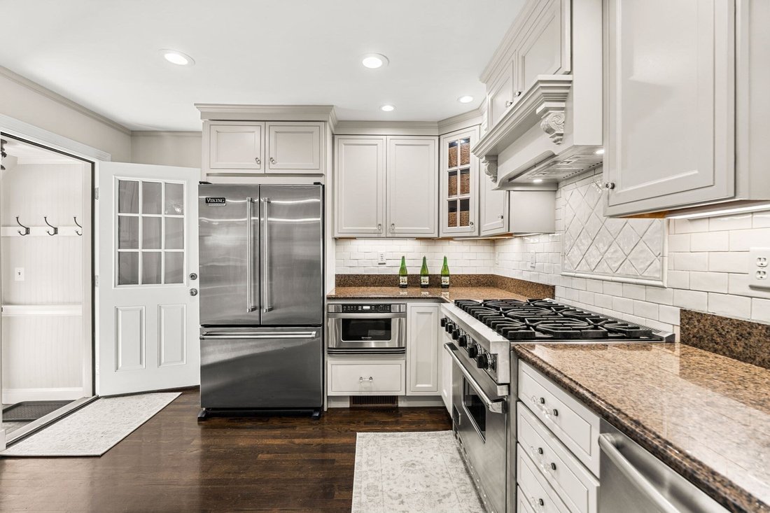 House in Milton, Massachusetts, United States 5 - 19005704