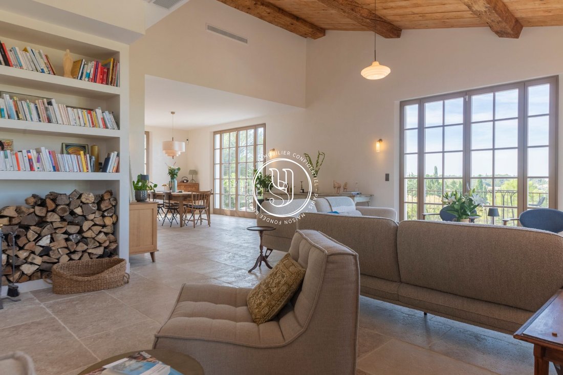Villa à Arles, Provence-Alpes-Côte d'Azur, France 4 - 19007329