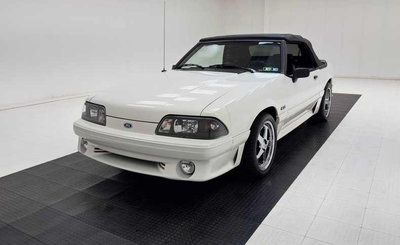 Cabriolet in Morgantown, United States 1 - 19007030