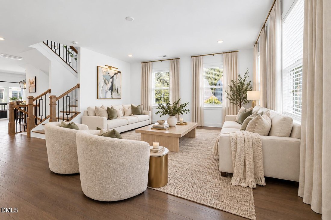 Townhouse en Cary, Carolina del Norte, Estados Unidos 2 - 18942977