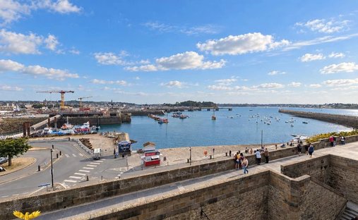 Apartamento en San Sevran-Nord, Saint-Malo, Francia 1