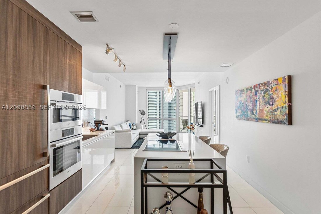 Condo in Miami, Florida, United States 3 - 19003597