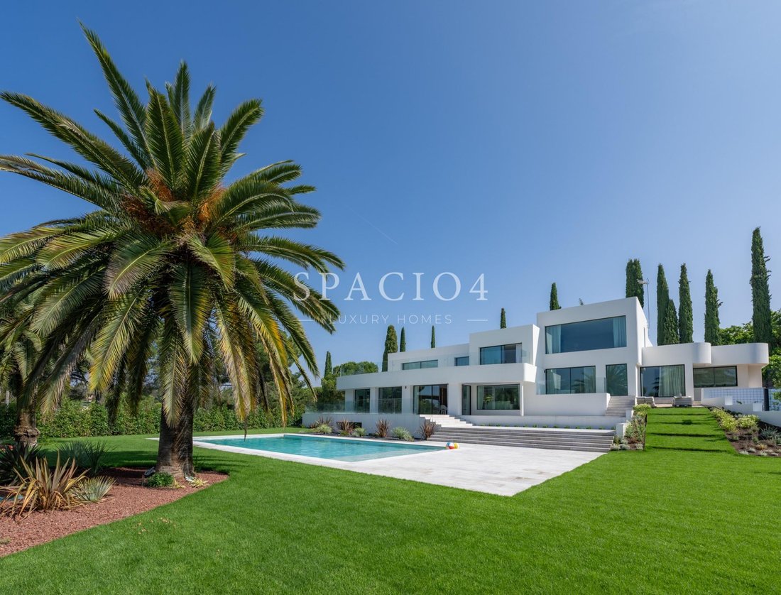 Chalet a Boadilla del Monte, Madrid, Spagna 1 - 18357584