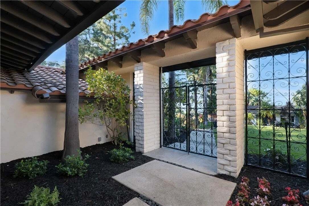 House in Los Angeles, California, United States 2 - 19007198