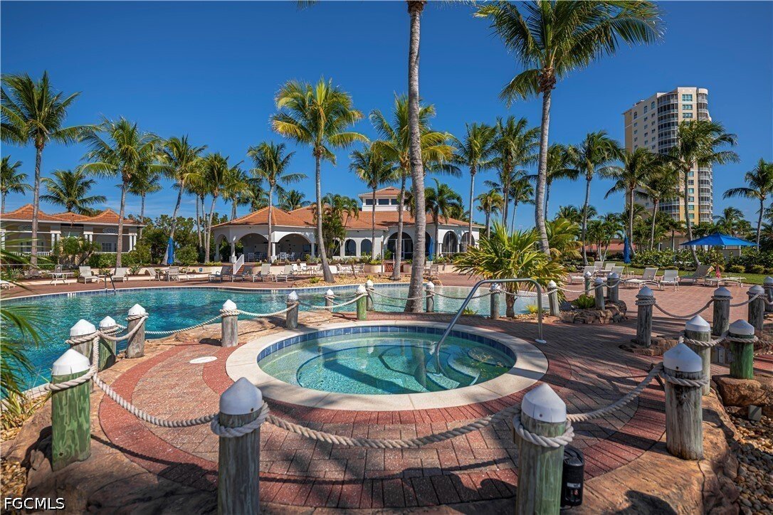 Fort Myers, Florida, United States 1 - 19007292