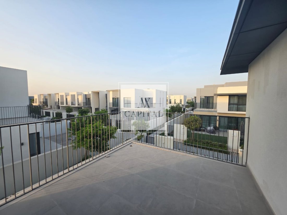 Townhouse in Ud al Bayda, Dubai, United Arab Emirates 5 - 19001480