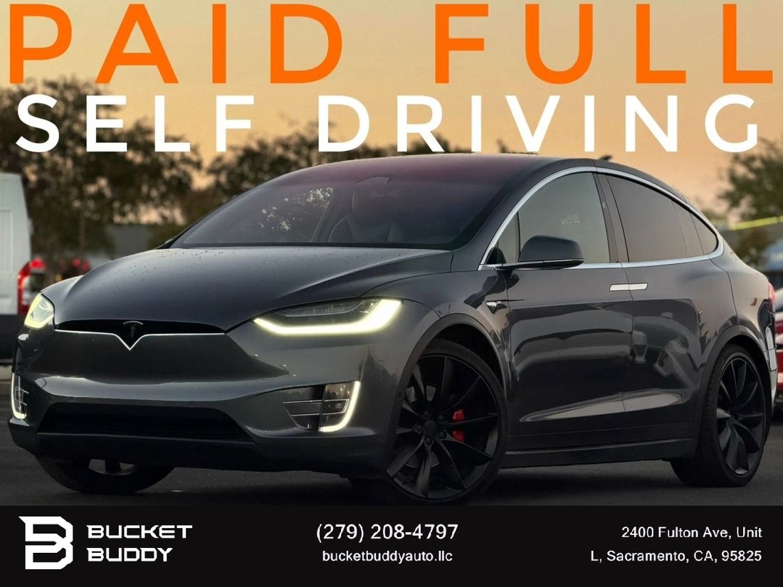 Suv in Sacramento, CA, United States 1 - 19005288