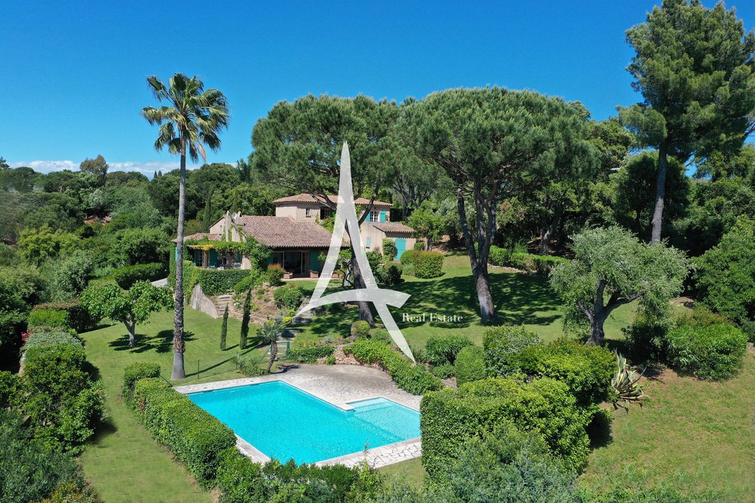 Villa in La Croix-Valmer, Provence-Alpes-Côte d'Azur, France 2 - 19004556