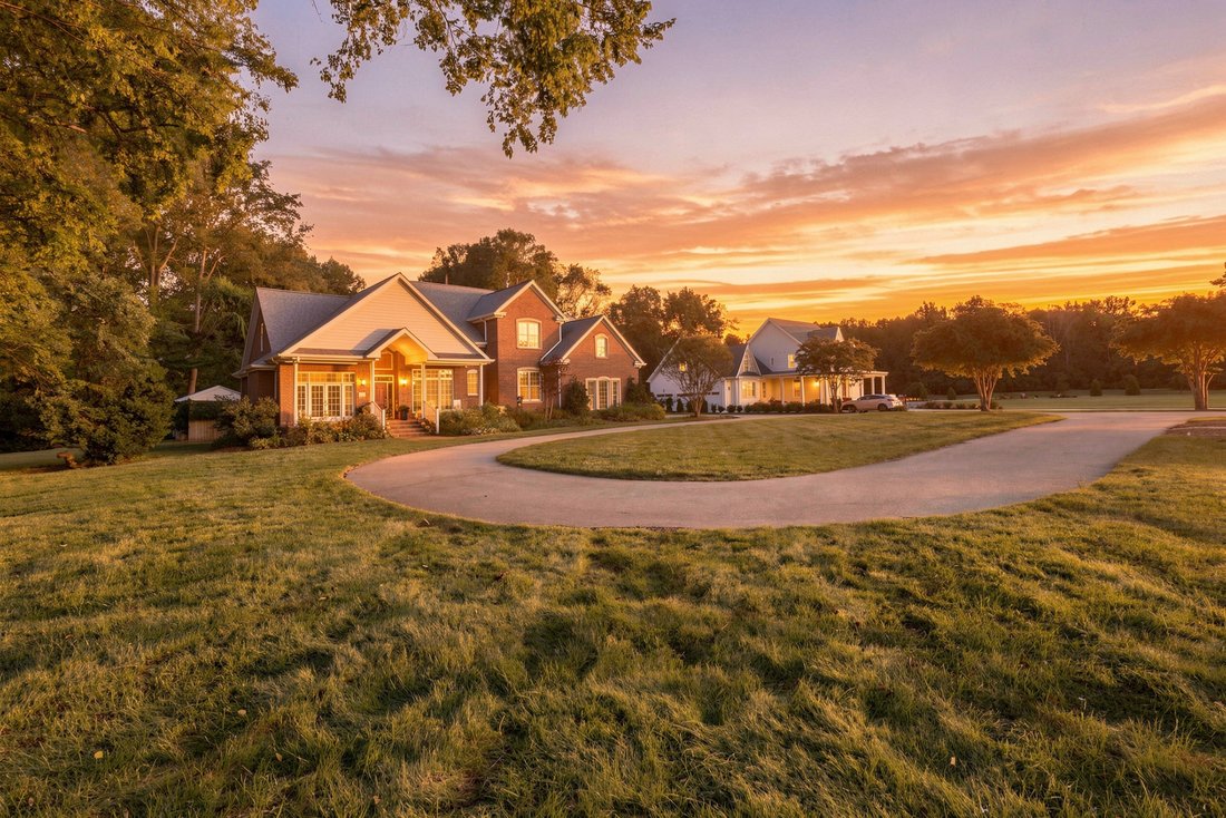 House in Suffolk, Virginia, United States 1 - 19000085