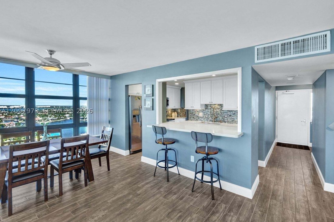 Condo in Marco Island, Florida, United States 4 - 19000731