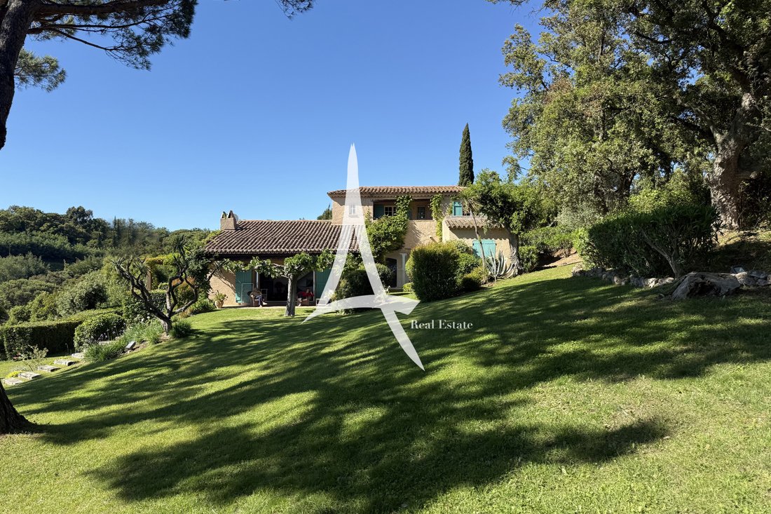 Villa in La Croix-Valmer, Provence-Alpes-Côte d'Azur, France 5 - 19004556