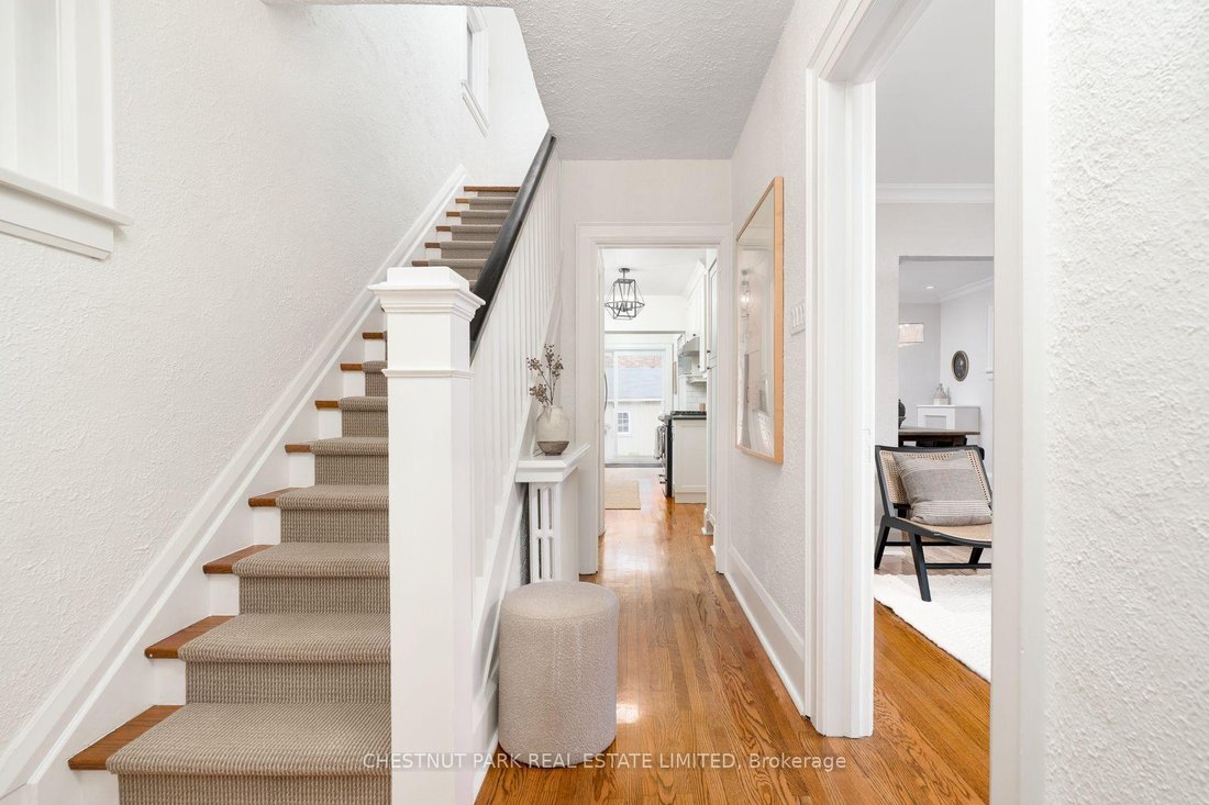 House in Toronto, Ontario, Canada 4 - 19008057