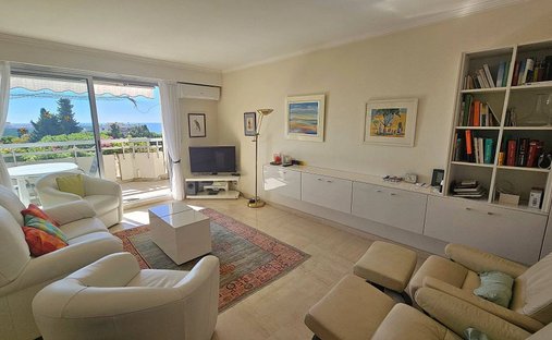 Apartment in Val Fleuri-Montaleigne, Cagnes-sur-Mer, France 1