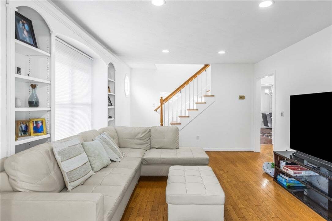 Maison à Warwick, Rhode Island, États-Unis 5 - 19000340