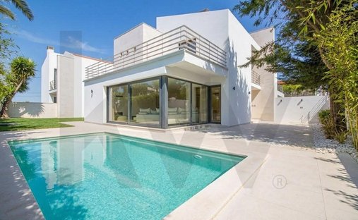 House in Alcabideche, Lisbon, Portugal 1