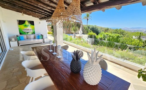 Villa en Nuestra Señora de Jesús, Santa Eulalia del Río, Islas Baleares 1
