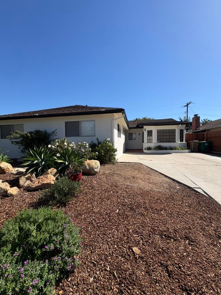 Santa Barbara, California, United States 1 - 19004138