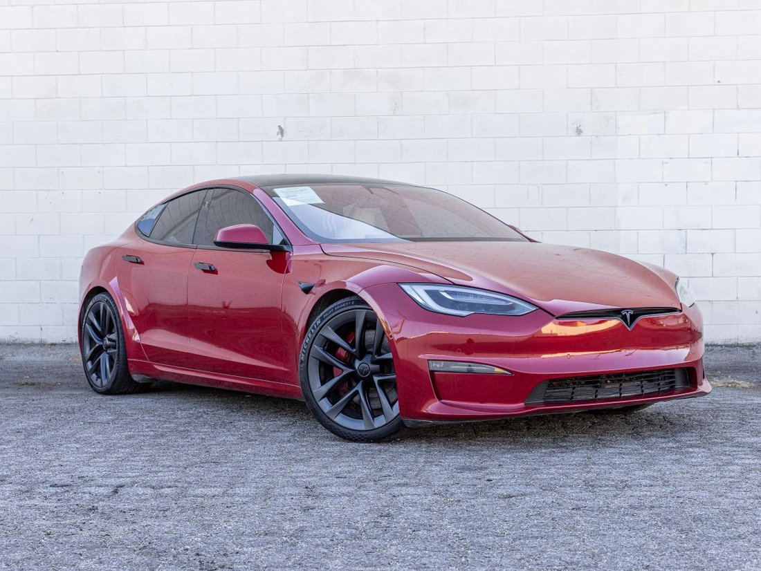 Sedan in Azusa, CA, United States 2 - 19005415