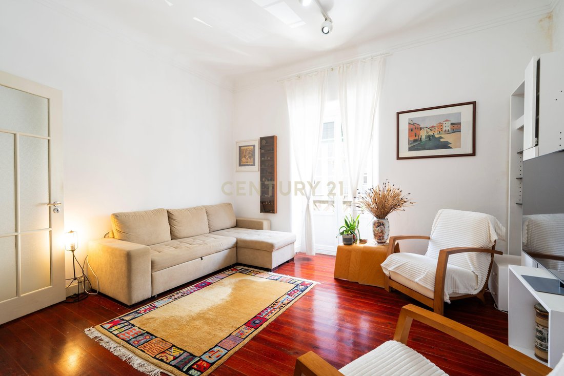 Apartment in Arroios, Lisbon, Portugal 2 - 19007489
