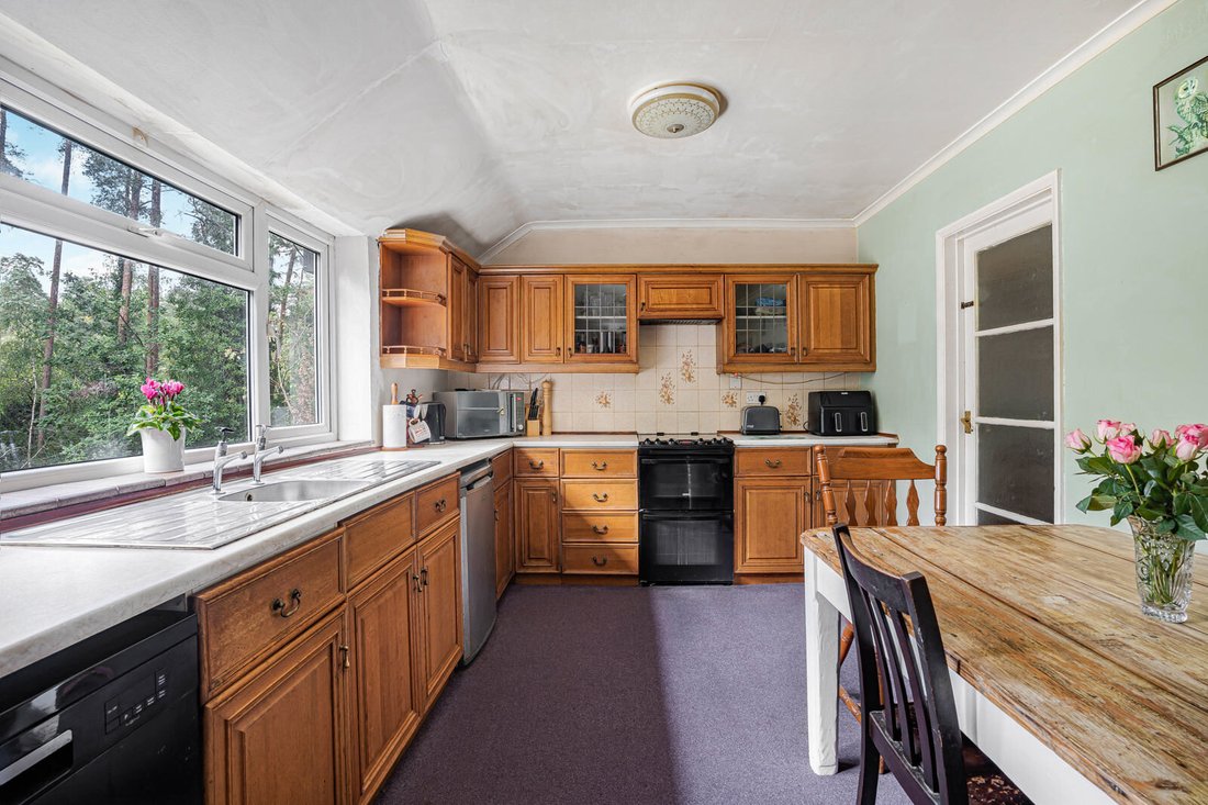 House in Lower Bourne, England 3 - 19003011