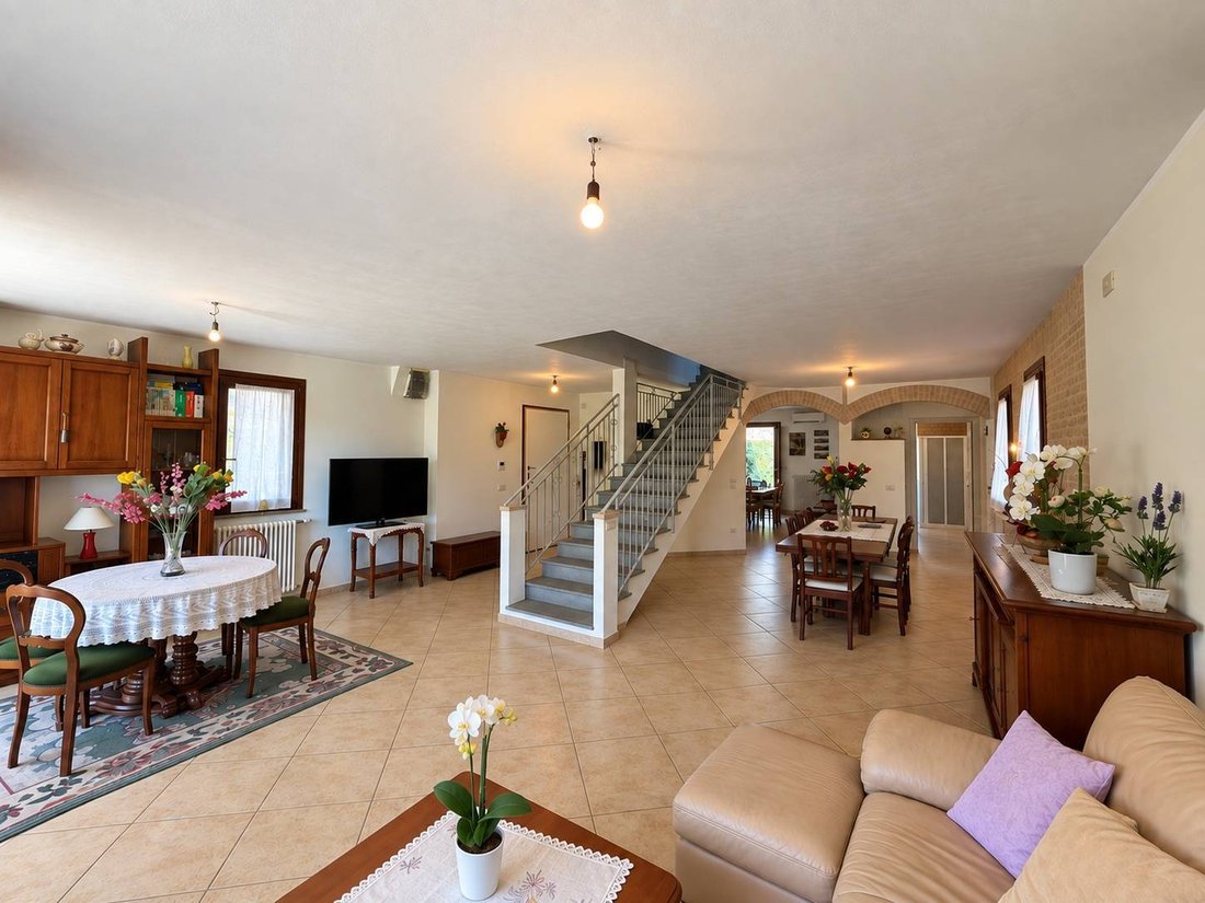 Villa in Villanova d'Albenga, Liguria, Italy 5 - 19006016