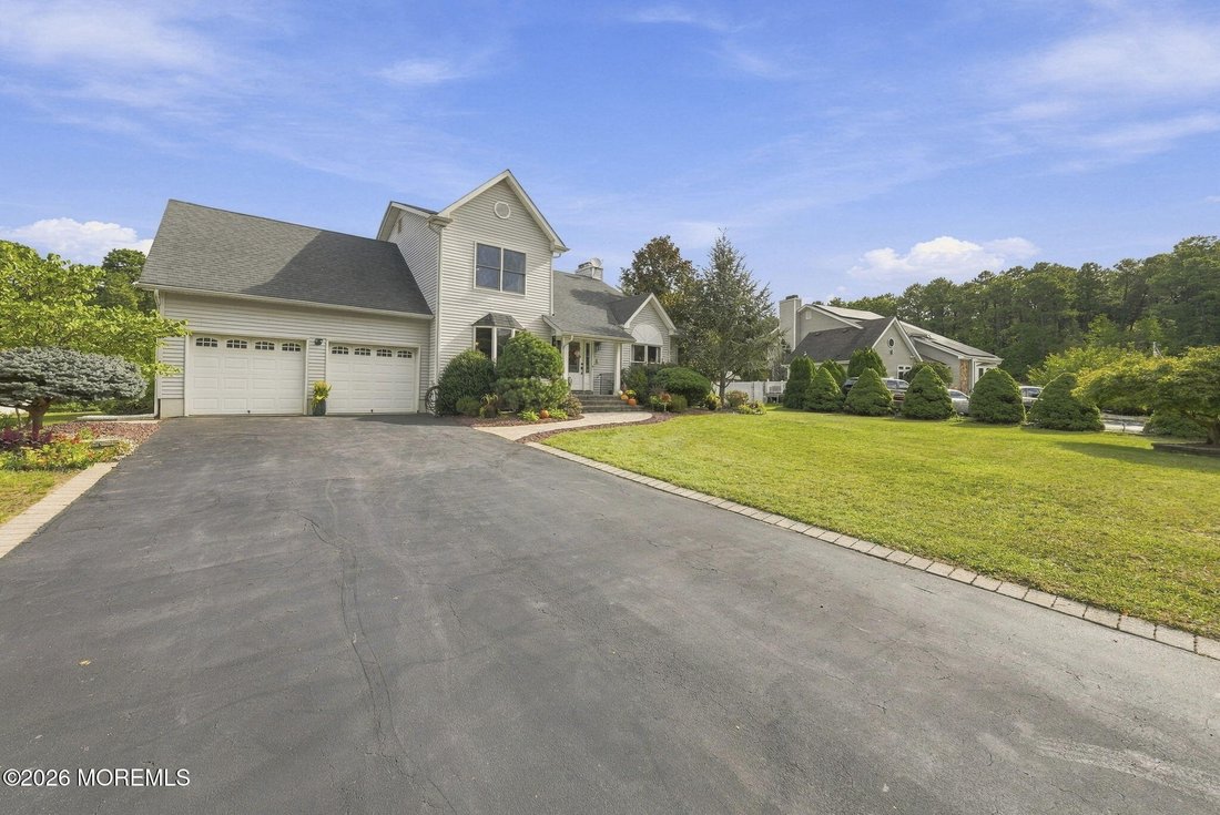 House in Old Bridge Township, New Jersey, United States 3 - 19006867