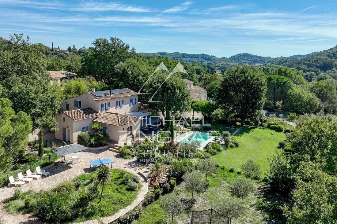 House in Cucuron, Provence-Alpes-Côte d'Azur, France 1 - 19000647