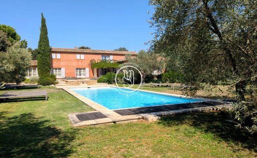 Villa in Uzès, Occitania, France 1