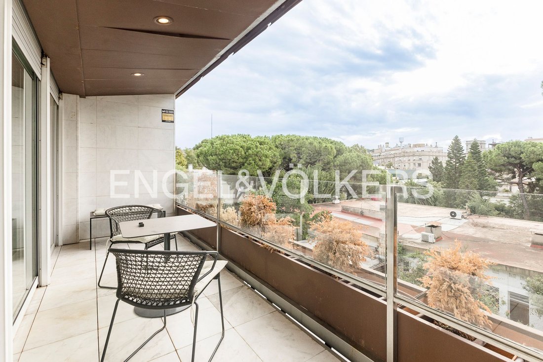 Apartment in Sarrià-Sant Gervasi, Barcelona, Spain 3 - 19004305
