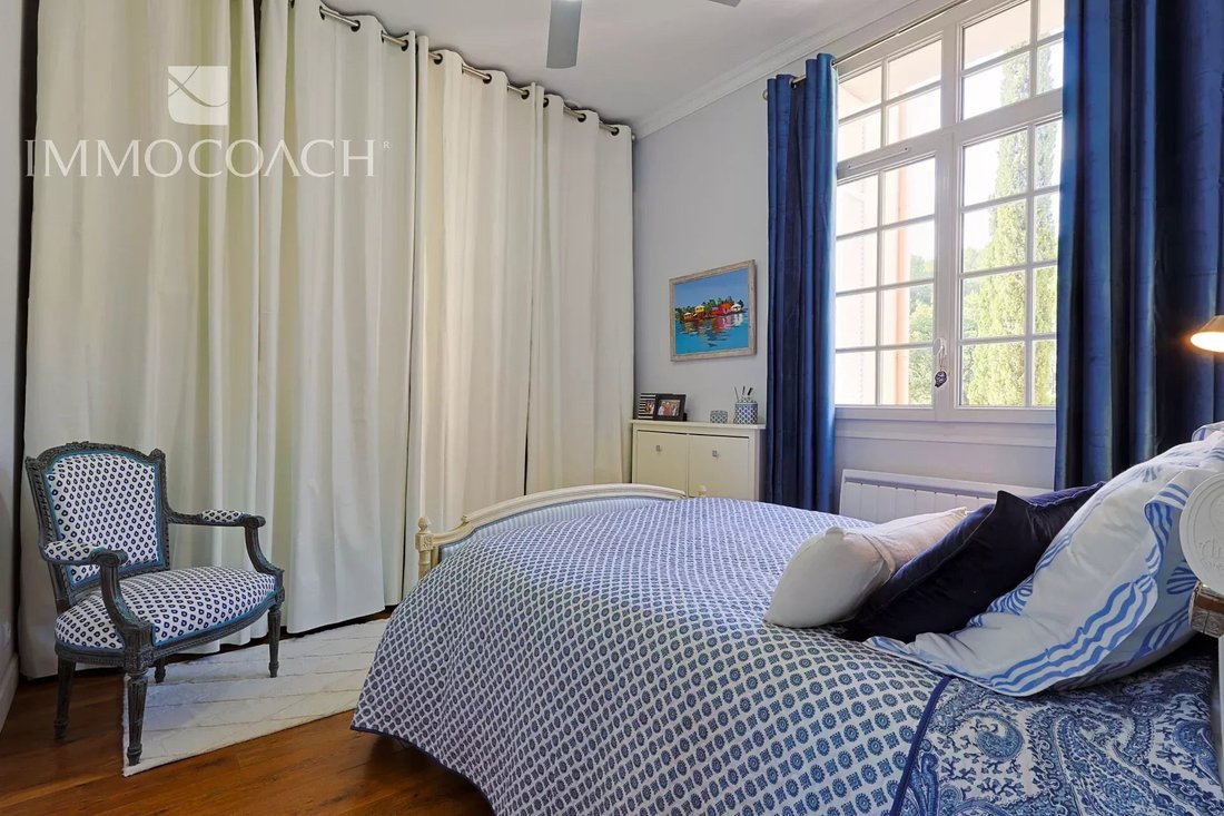 Apartment in Hyeres, Provence-Alpes-Côte d'Azur, France 4 - 19001260