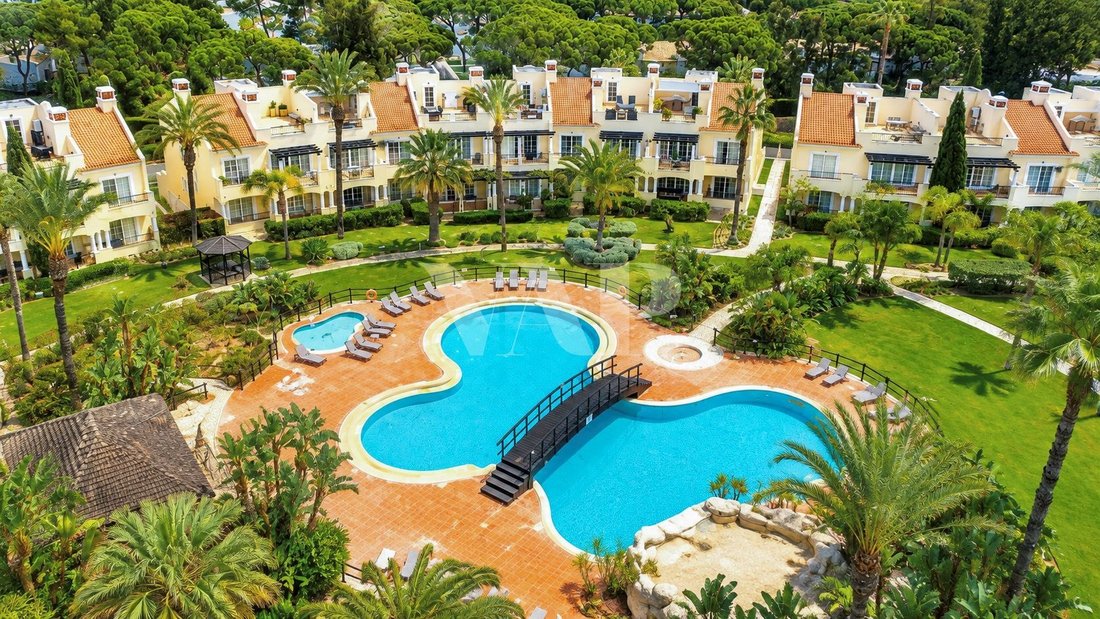 Apartment in Vilamoura, Quarteira, Algarve 1 - 19004813