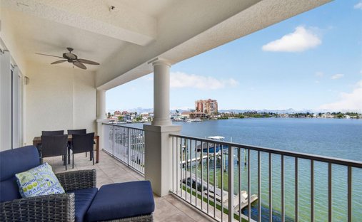 Condo in Madeira Beach, Florida, United States 1
