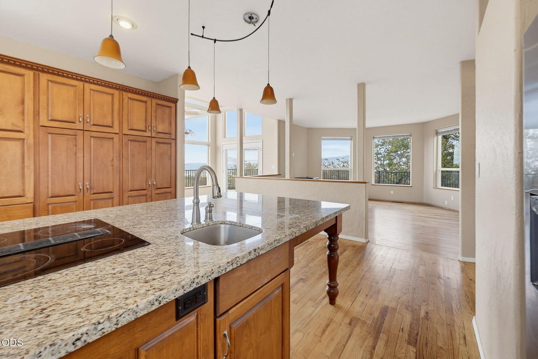 House in Medford, Oregon, United States 4 - 19000212