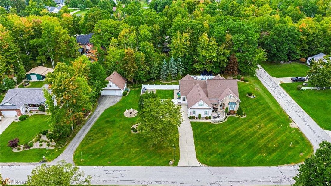 House in New Lyme, Ohio, United States 2 - 19006809